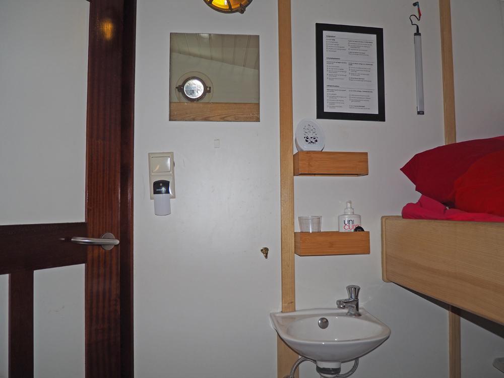 Fore ship, Accommodation